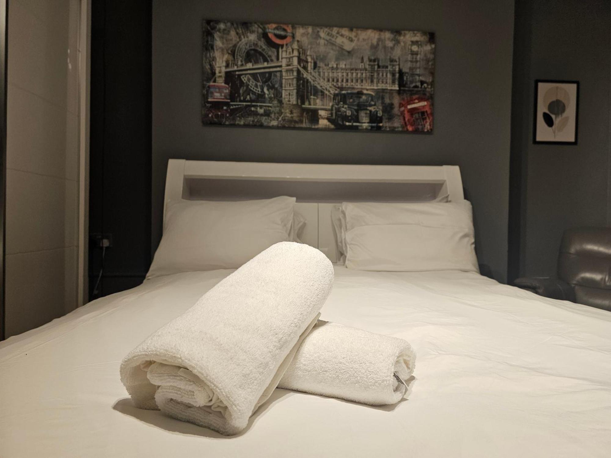 Umbrella Properties London Woolwich Esterno foto