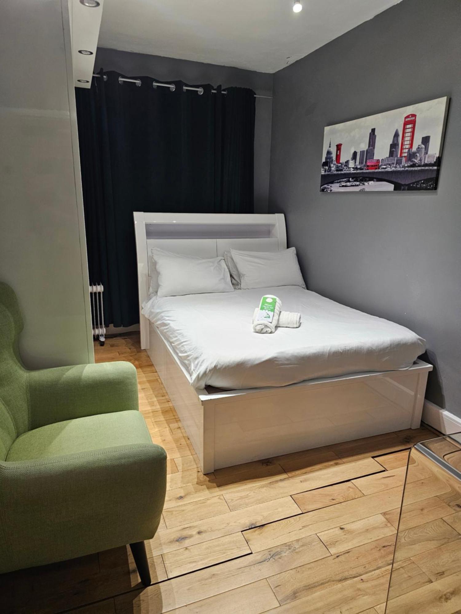 Umbrella Properties London Woolwich Esterno foto